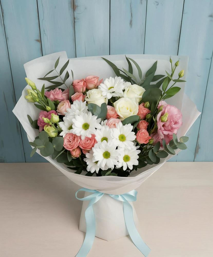 Букет цветов из: Розы, Лизиантусы и Хризантемы в Эльхотово