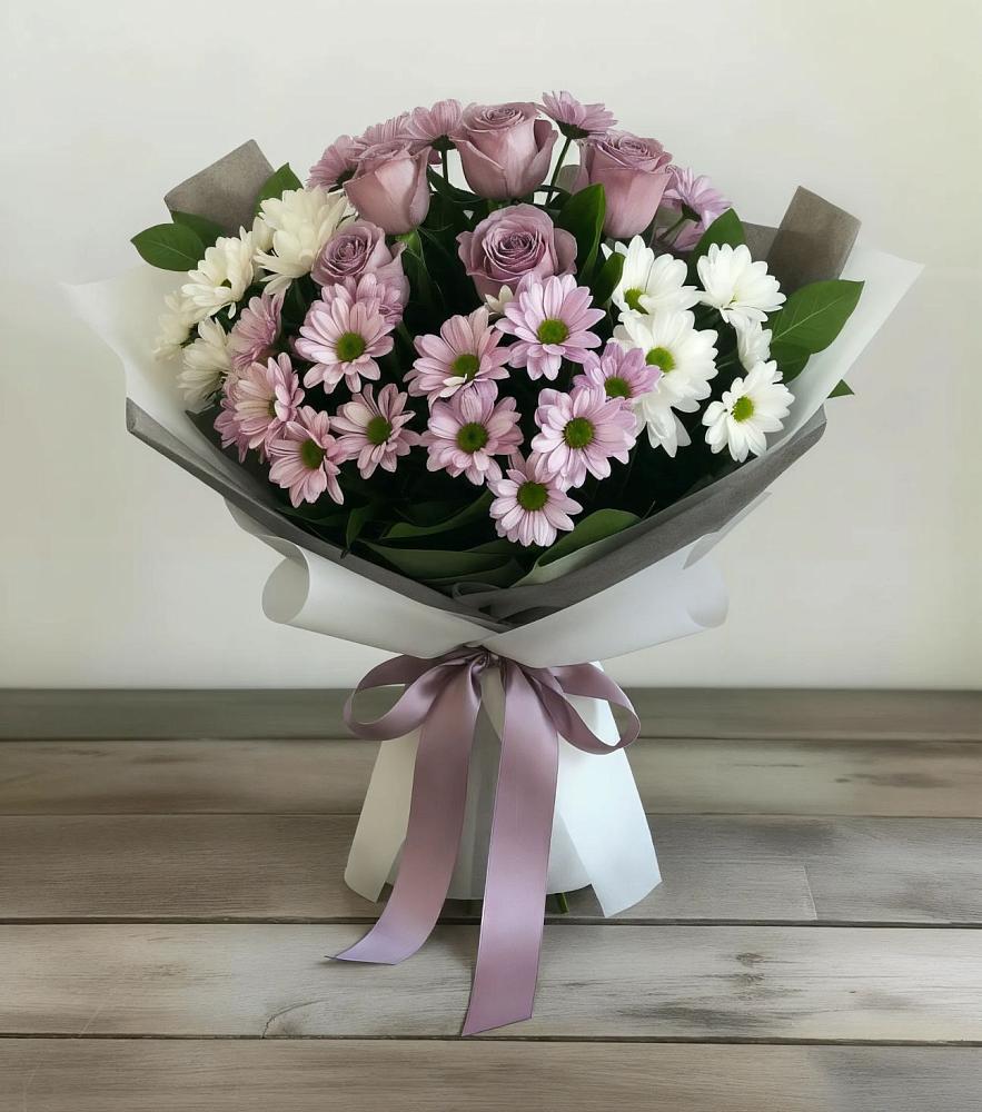 Букет цветов из: Хризантемы и Розы в Эльхотово
