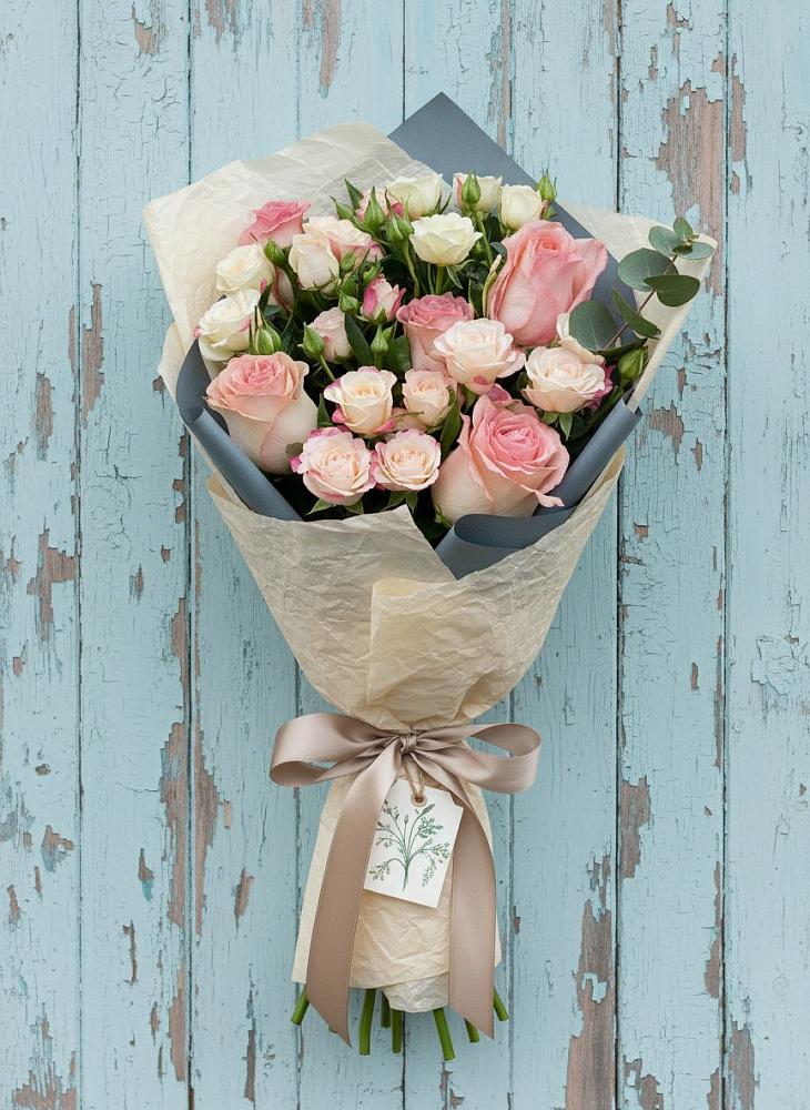 Букет цветов из: Розы в Эльхотово