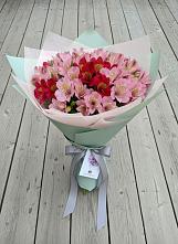 Букет цветов из:  Альстромерии #REPLACE_PRED# Эльхотово