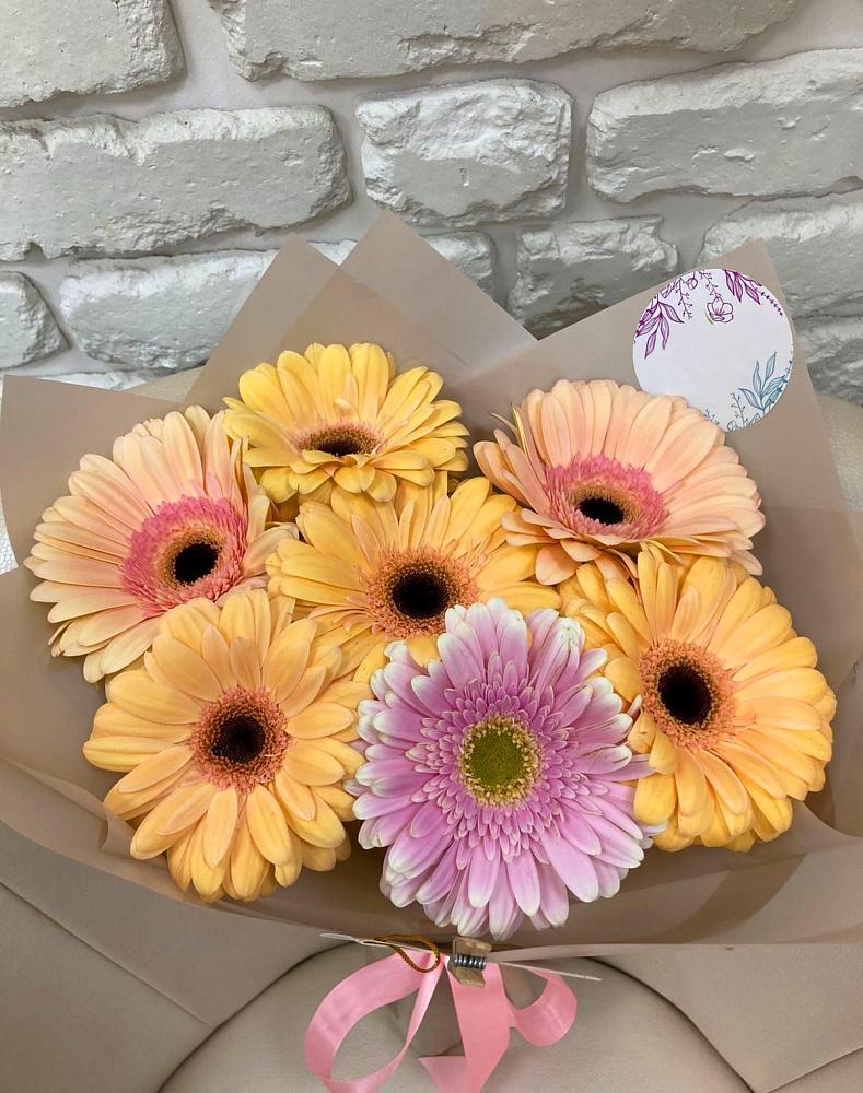 Букет цветов из: Герберы в Эльхотово