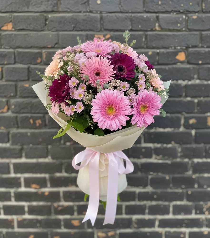 Букет цветов из: Герберы и Хризантемы в Эльхотово