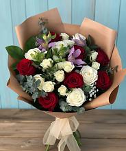 Букет цветов из:  Розы и Альстромерии в Эльхотово