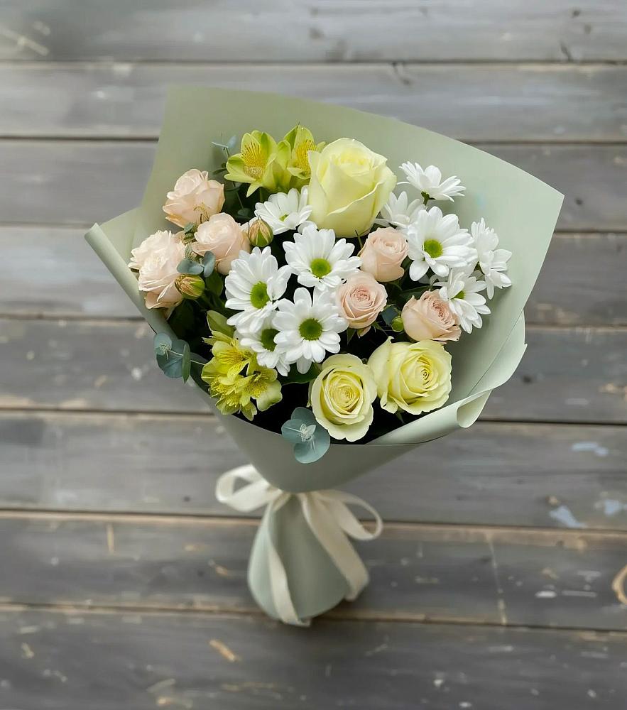 Букет цветов из: Альстромерии, Розы и Хризантемы в Эльхотово