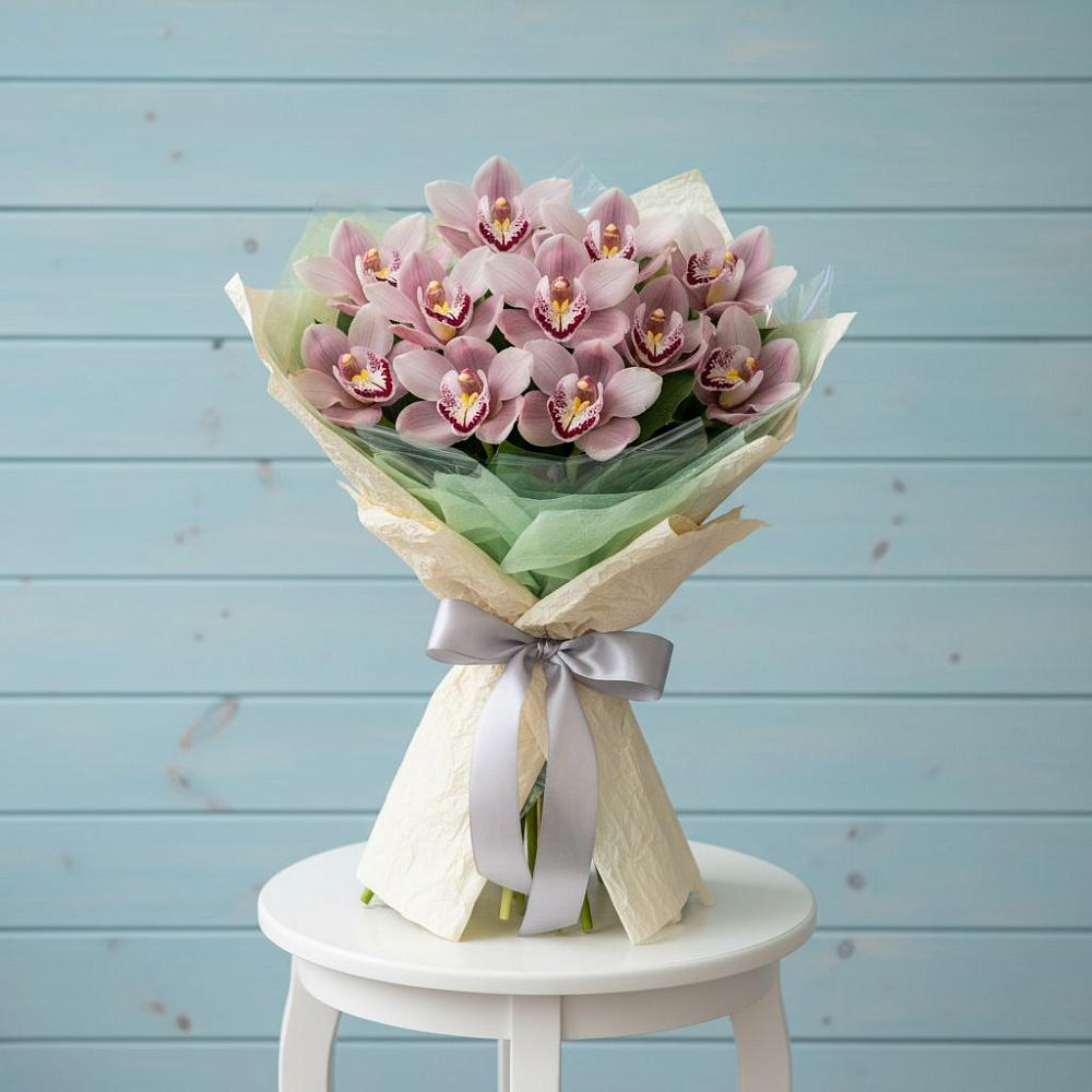 Букет цветов из: Орхидеи и Розы в Эльхотово