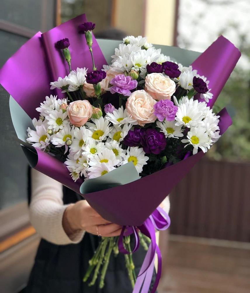 Букет цветов из: Хризантемы, Гвоздики и Розы в Эльхотово