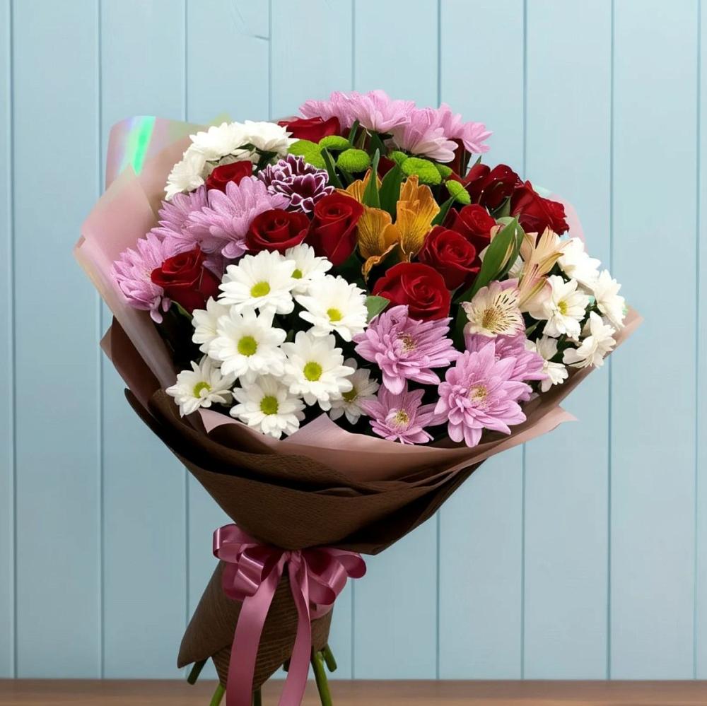 Букет цветов из: Розы, Хризантемы и Альстромерии в Эльхотово