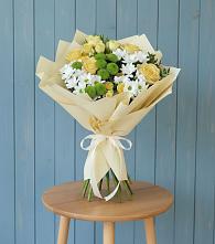 Букет цветов из:  Хризантемы и Розы в Эльхотово