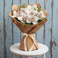 Букет цветов из:  Орхидеи и Розы в Эльхотово
