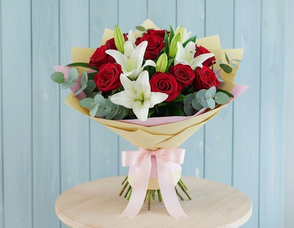 Букет цветов из: Лилии и Розы в Эльхотово