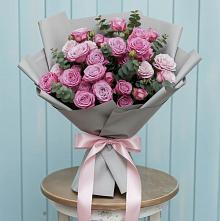 Букет цветов из:  Розы в Эльхотово
